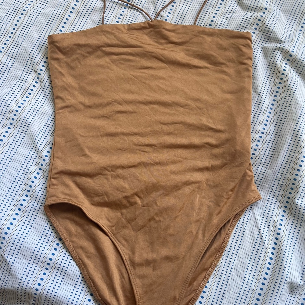 Sleek Reynah Couture Bodysuit in Camel